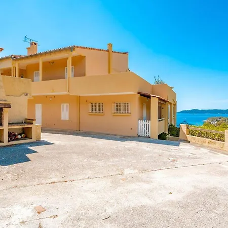 Chaleureux Avec Terrasse Et Parking Au Lavandou - Fr-1-816-2 Apartmán